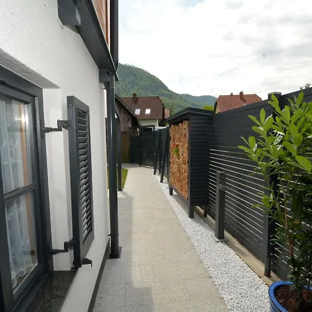 Traunseestrand Ferienhaus *