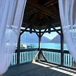 Traunseestrand Ferienhaus *